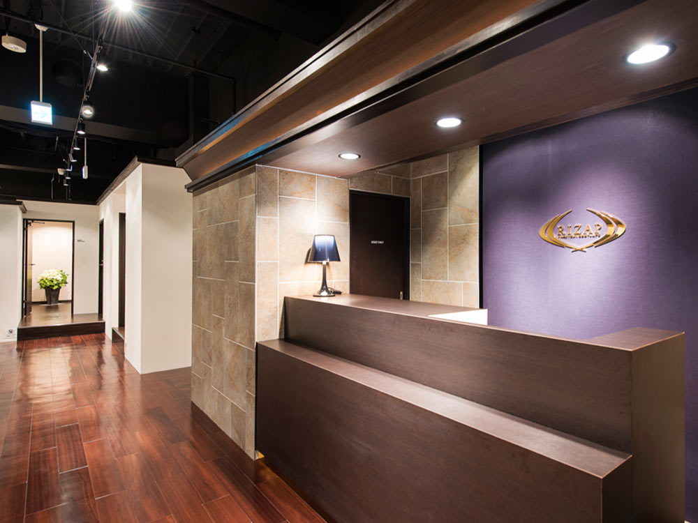 六本木の安いパーソナルジム【ライザップ】内装