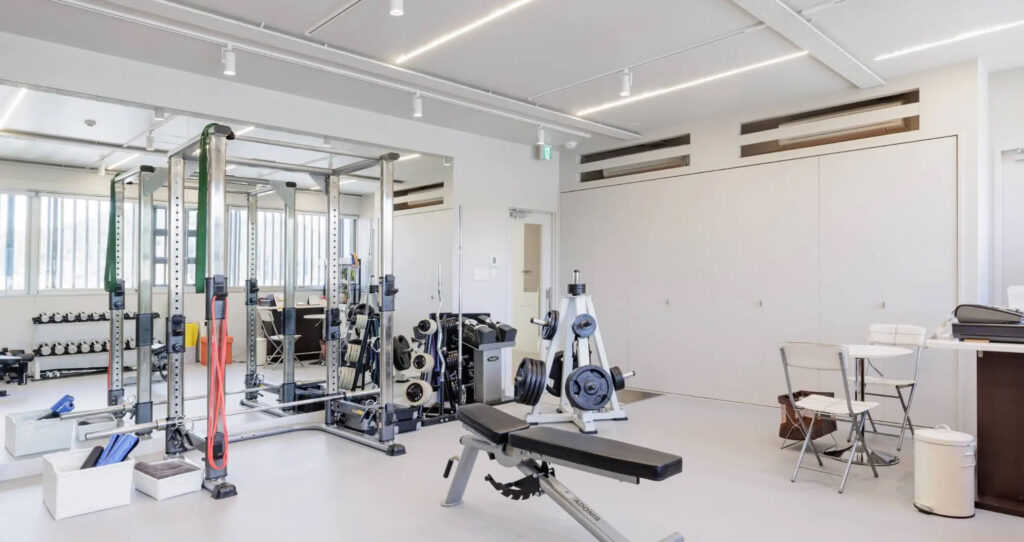 安い岐阜のパーソナルジム【FAWIN】女性